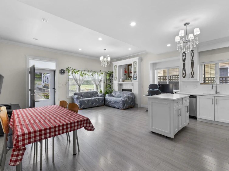 5461 Manor Street, Burnaby, BC, V5G 1B6 - 12