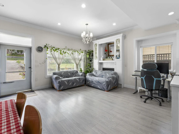 5461 Manor Street, Burnaby, BC, V5G 1B6 - 4