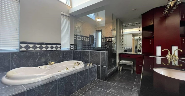 2265 Chairlift Road, West Vancouver, BC, V7S 2T4 - 16