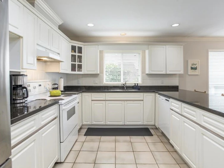 380 55a Street, Delta, BC, V4M 3L8 - 6