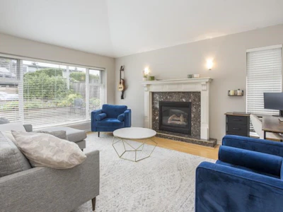 380 55a Street - 3