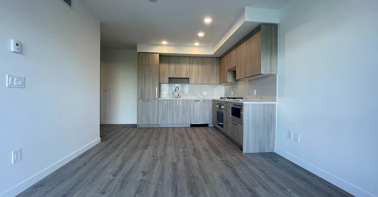 509-13350 Central Avenue, Surrey, BC, V3T 0S1 - 4