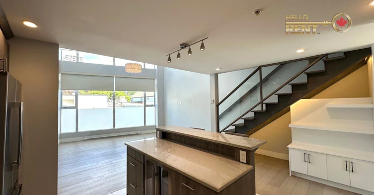 102-1525 Bellevue Avenue, West Vancouver, BC, V7V 1A6 - 4
