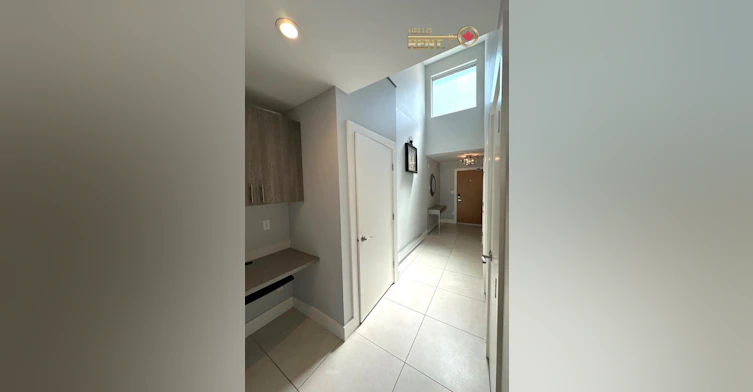 102-1525 Bellevue Avenue, West Vancouver, BC, V7V 1A6 - 8