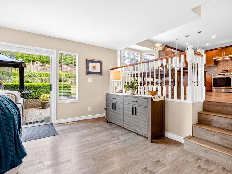 2383 Colonial Drive, Port Coquitlam, BC, V3C 5J6 - 18