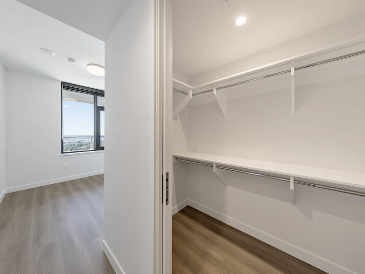 2810-6608 Sussex Avenue, Burnaby, BC, V5H 3C7 - 14