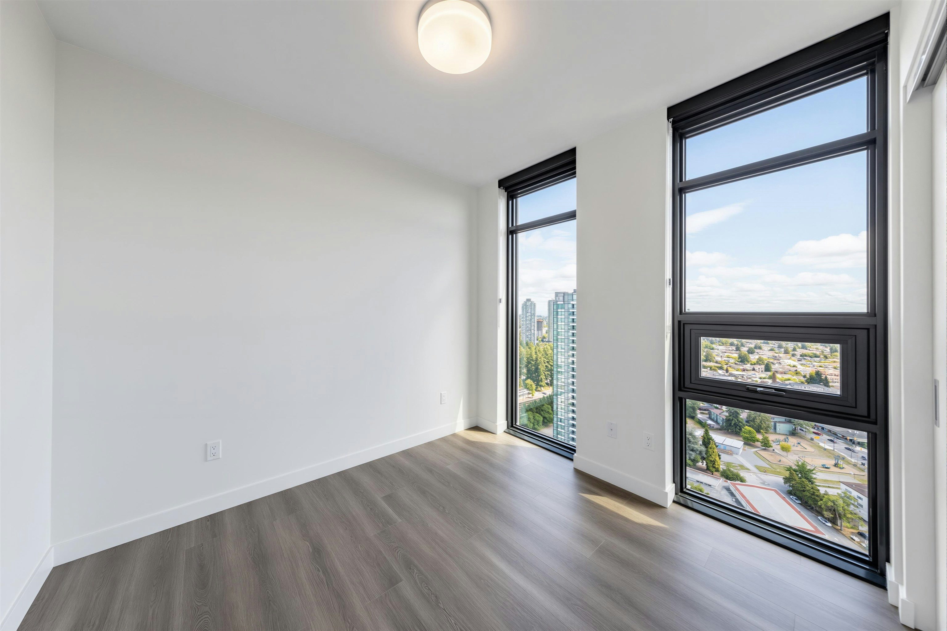 2810-6608 Sussex Avenue, Burnaby, BC, V5H 3C7 - 16