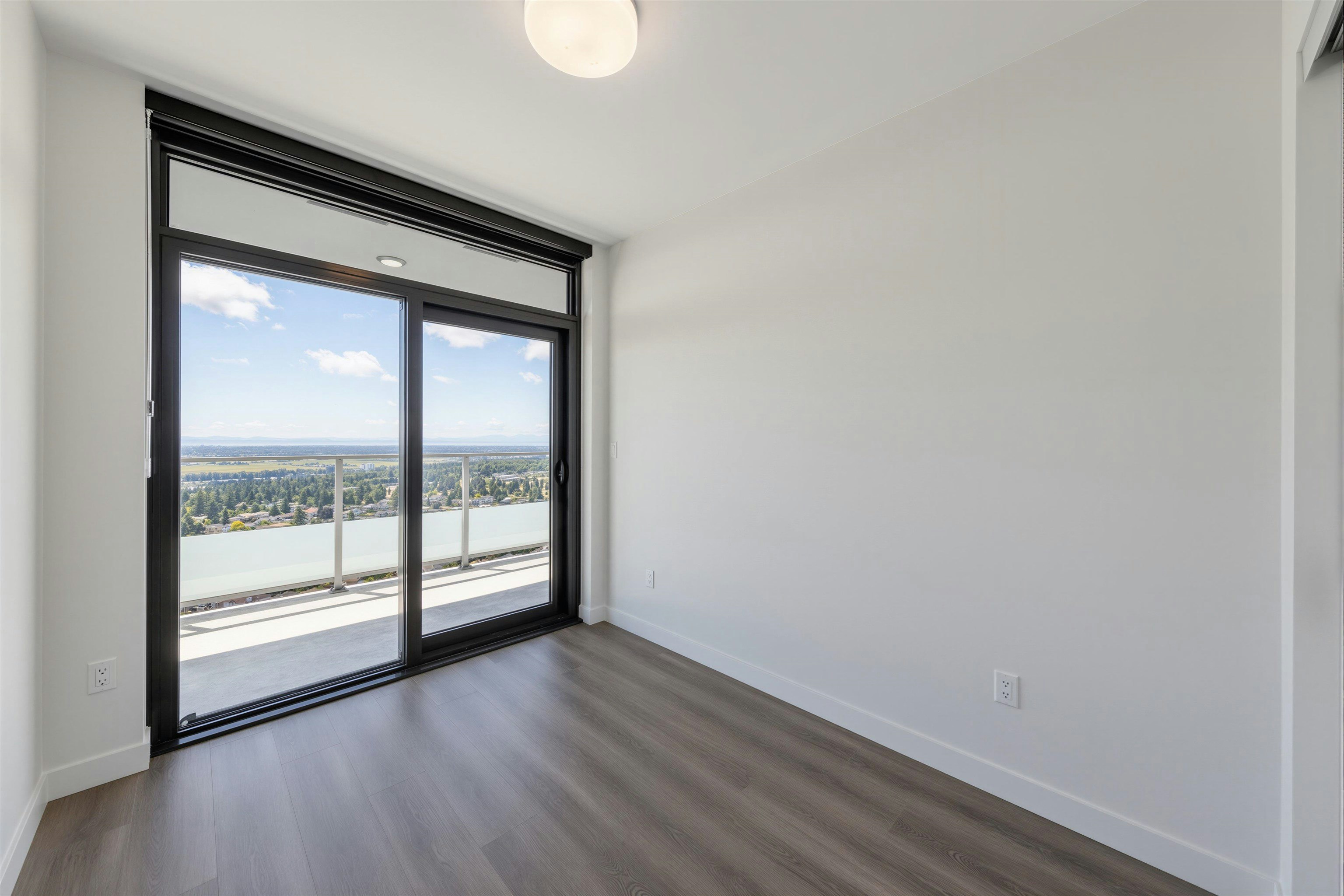 2810-6608 Sussex Avenue, Burnaby, BC, V5H 3C7 - 17