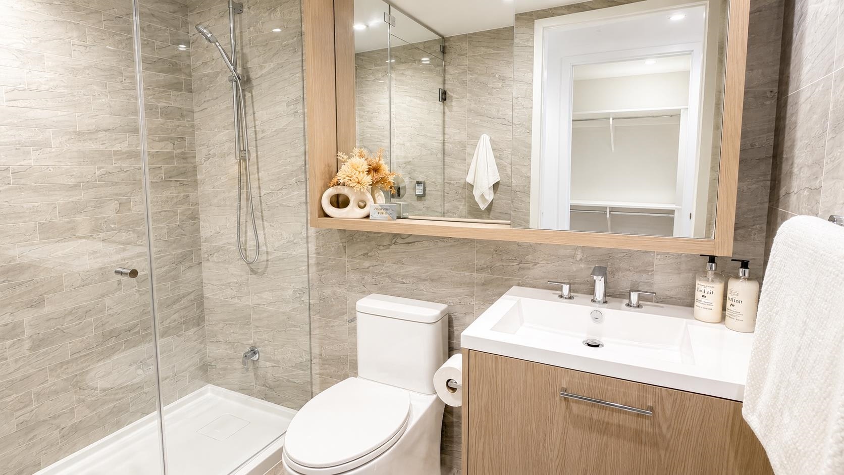 2810-6608 Sussex Avenue, Burnaby, BC, V5H 3C7 - 13