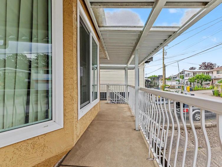 4137 Parker Street, Burnaby, BC, V5C 3C2 - 32