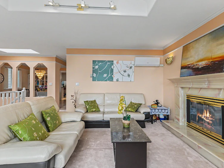 4137 Parker Street, Burnaby, BC, V5C 3C2 - 3