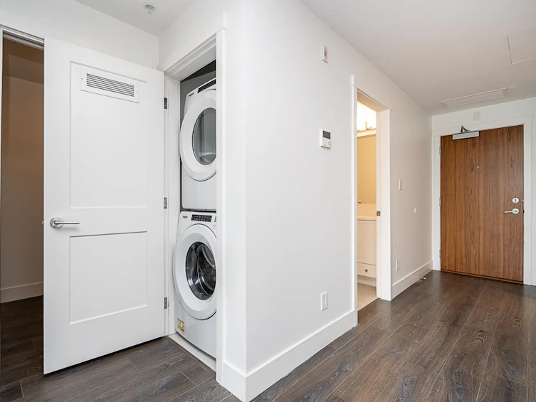 502-4477 Hastings Street, Burnaby, BC, V5C 2K1 - 32