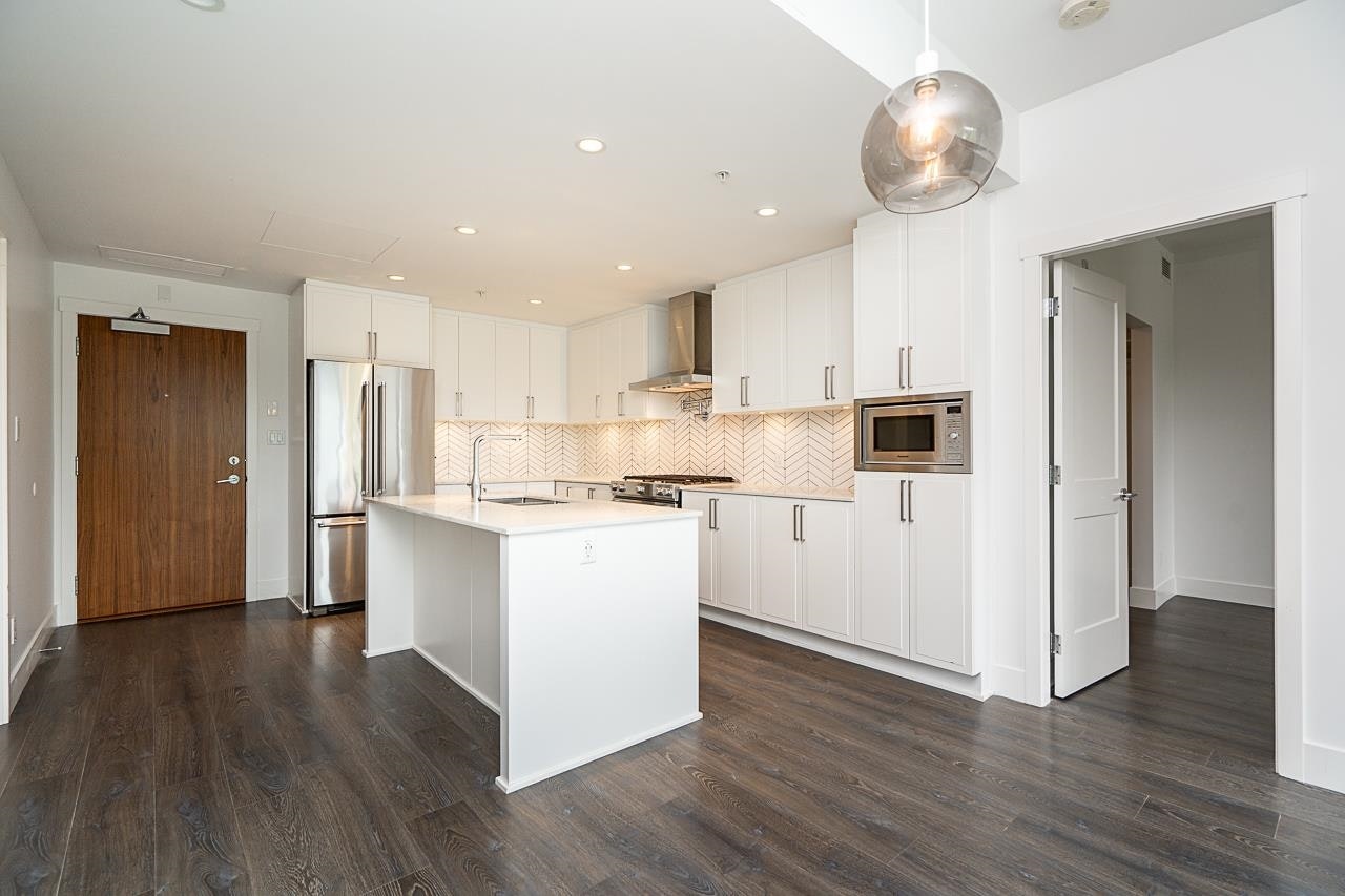502-4477 Hastings Street, Burnaby, BC, V5C 2K1 - 9