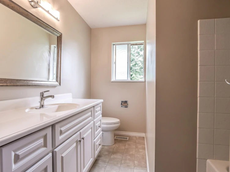 11805 N Cowley Drive, Delta, BC, V4E 1W5 - 12