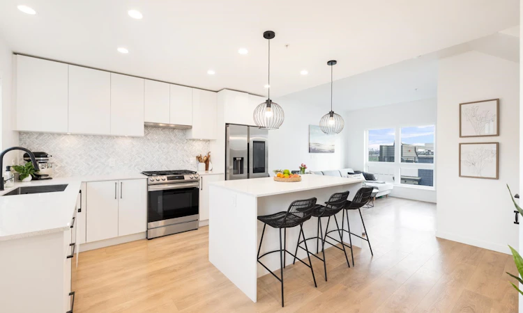 444-545 E 2nd Street