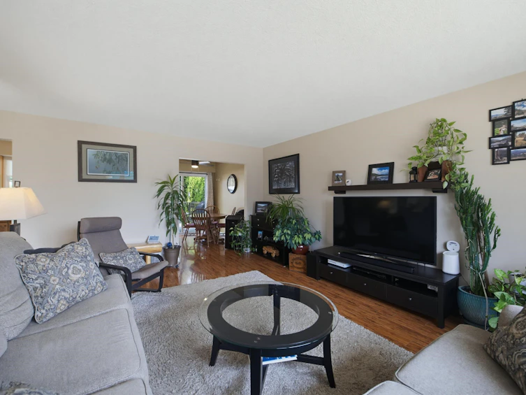 7915 Teal Avenue, Mission, BC, V2V 3G7 - 7