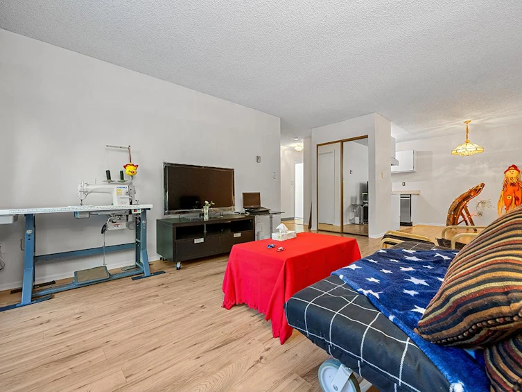 109-8231 Granville Avenue, Richmond, BC, V6Y 3A4 - 4