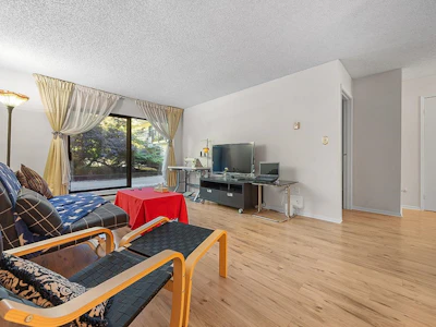 109-8231 Granville Avenue - 4