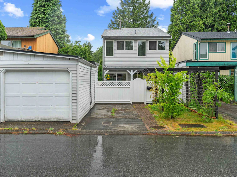 886 Pinebrook Place, Coquitlam, BC, V3C 4B9 - 22