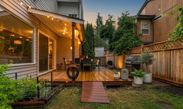 886 Pinebrook Place