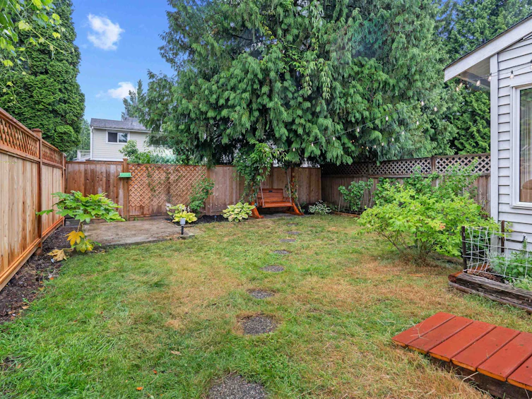 886 Pinebrook Place, Coquitlam, BC, V3C 4B9 - 17