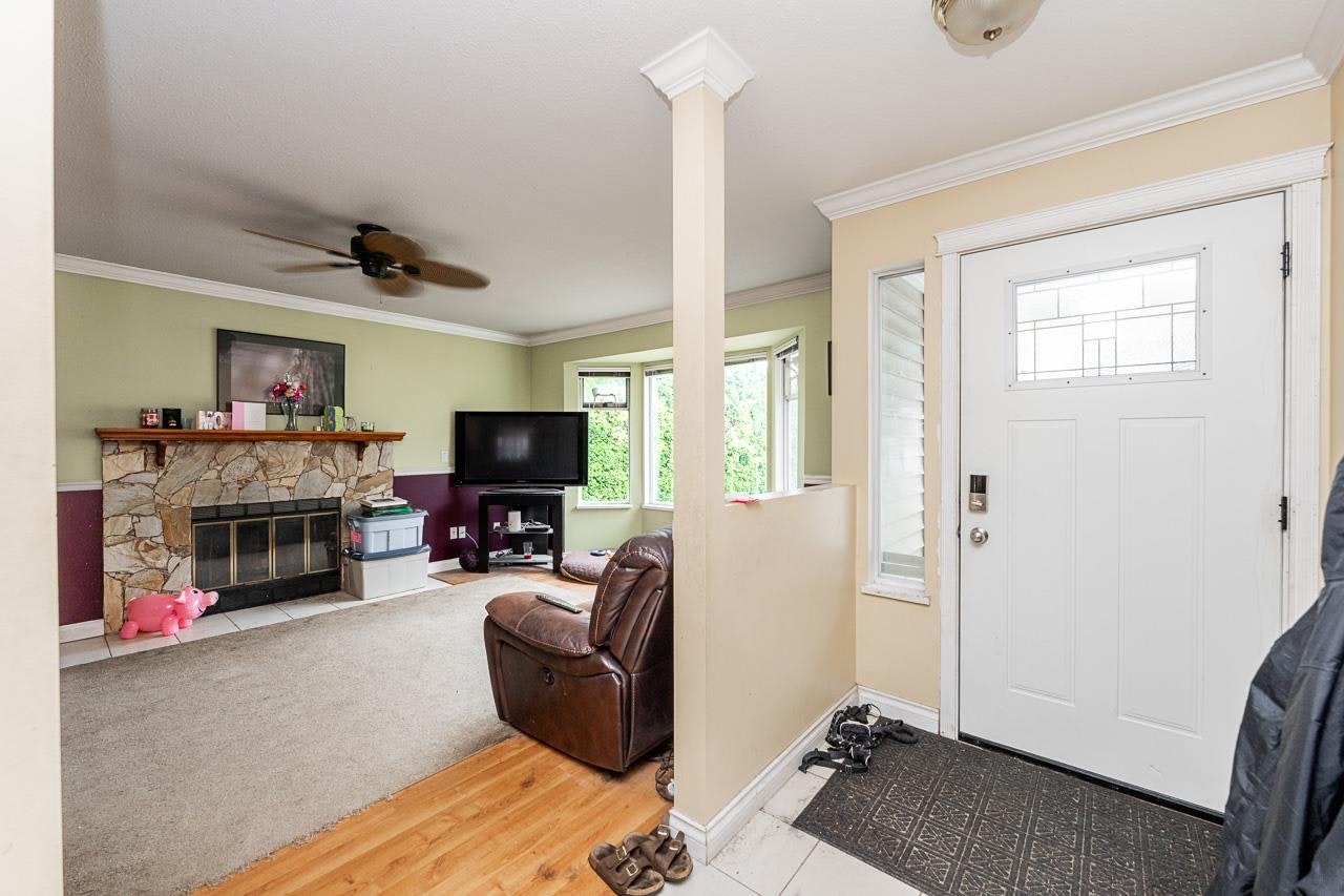 20102 Ditton Street, Maple Ridge, BC, V2X 9H4 - 7