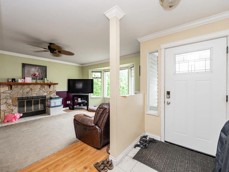 20102 Ditton Street, Maple Ridge, BC, V2X 9H4 - 7