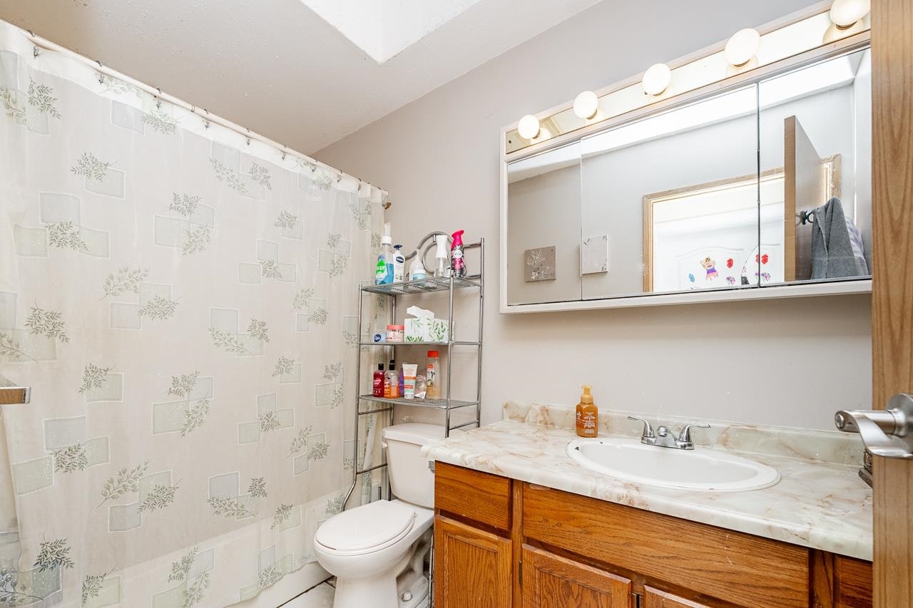 20102 Ditton Street, Maple Ridge, BC, V2X 9H4 - 13