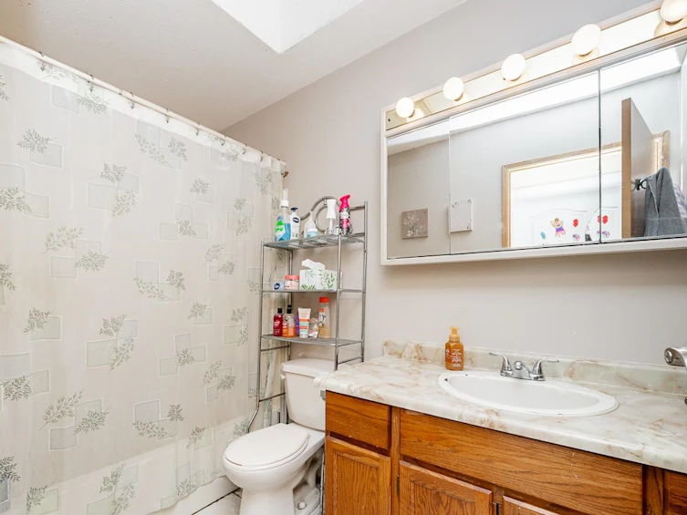 20102 Ditton Street, Maple Ridge, BC, V2X 9H4 - 13
