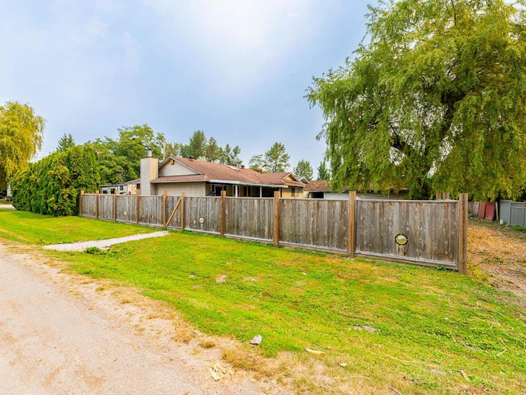 20102 Ditton Street, Maple Ridge, BC, V2X 9H4 - 4
