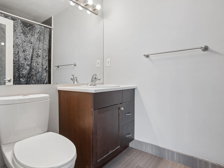 701-1010 Howe Street, Vancouver, BC, V6Z 1P5 - 13