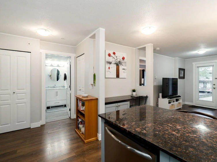 111-1969 Westminster Avenue, Port Coquitlam, BC, V3B 1E7 - 20