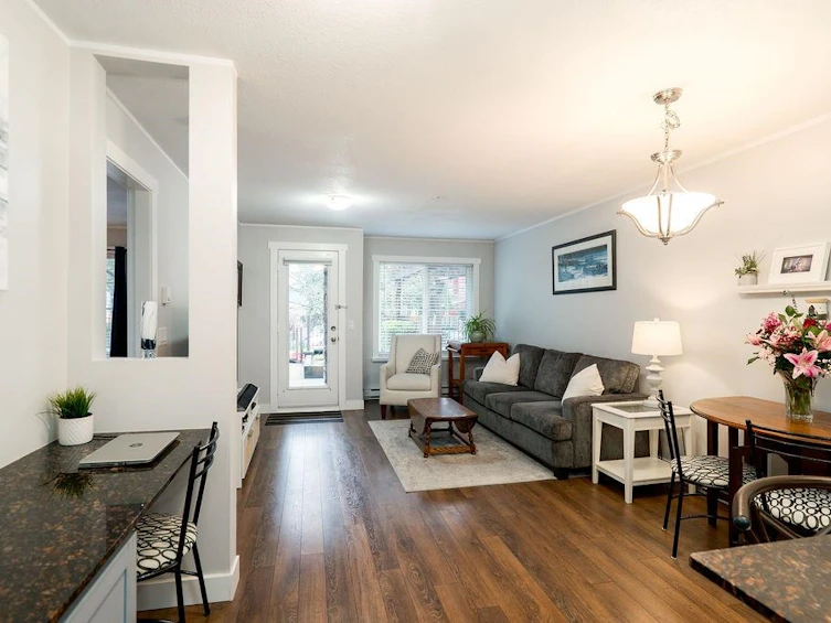 111-1969 Westminster Avenue, Port Coquitlam, BC, V3B 1E7 - 11