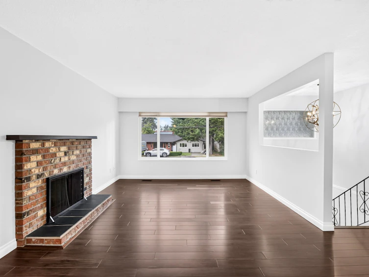 20800 Camwood Avenue, Maple Ridge, BC, V2X 2P1 - 4