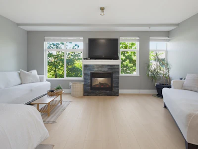93-15833 26 Avenue - 3