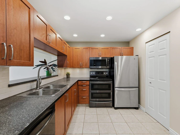 117-7437 Moffatt Road, Richmond, BC, V6Y 3V9 - 8