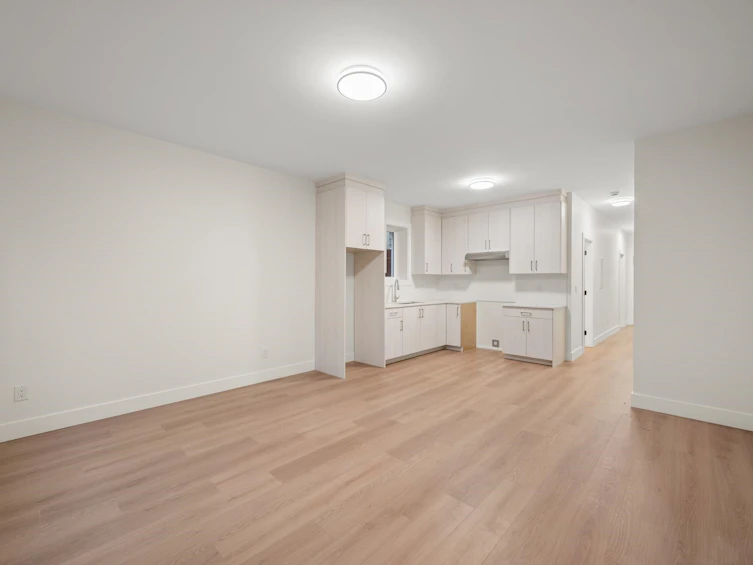 11472 138a Street, Surrey, BC, V3R 0J3 - 35
