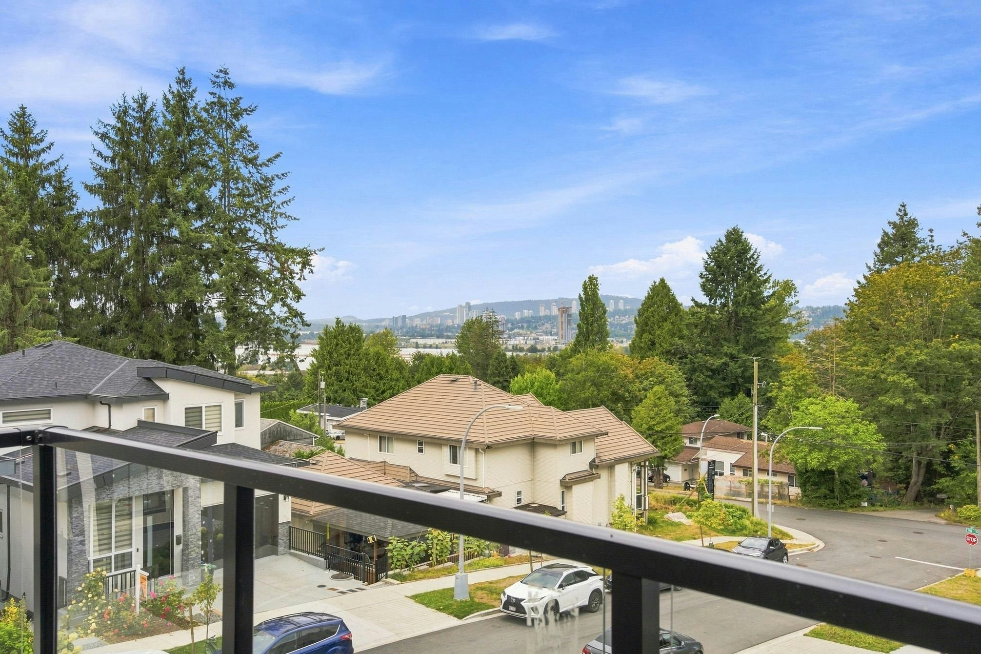 11472 138a Street, Surrey, BC, V3R 0J3 - 36