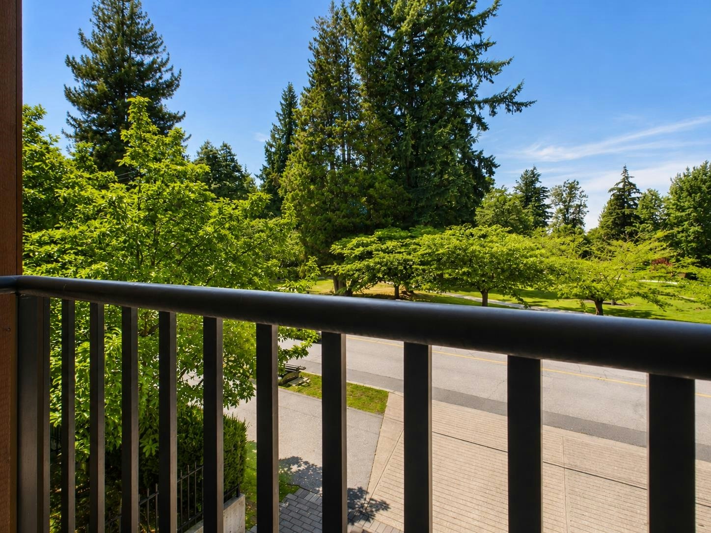 211-5588 Patterson Avenue, Burnaby, BC, V5H 0A7 - 9
