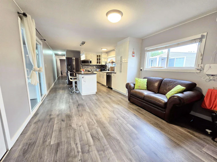 56-8220 King George Boulevard, Surrey, BC, V3W 6E1 - 3