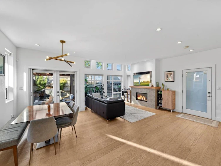 2-252 E 19th Street, North Vancouver, BC, V7L 2Z2 - 4