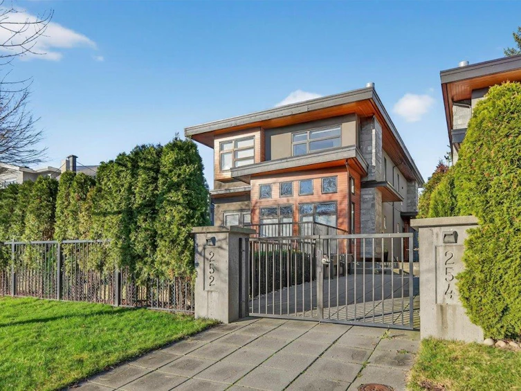 2-252 E 19th Street, North Vancouver, BC, V7L 2Z2 - 30