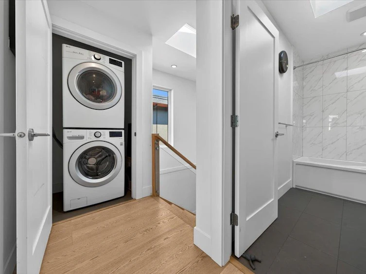 2-252 E 19th Street, North Vancouver, BC, V7L 2Z2 - 15