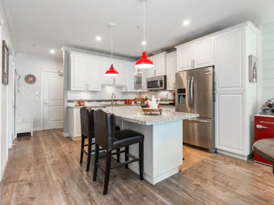 112-8067 207 Street - 4