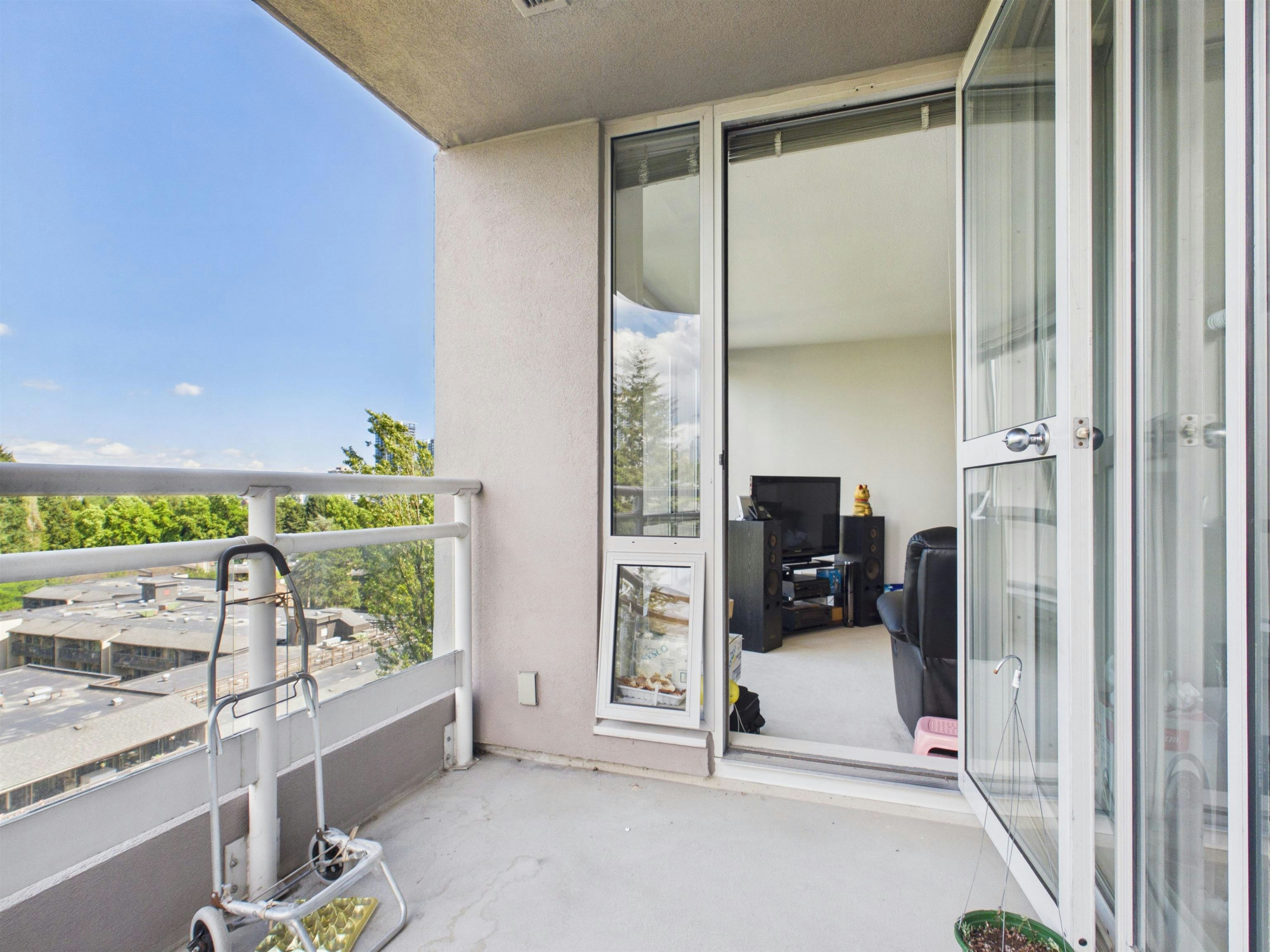 1007-9633 Manchester Drive, Burnaby, BC, V3N 4Y9 - 13