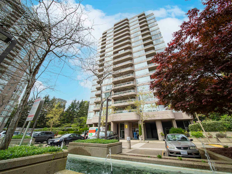 1007-9633 Manchester Drive, Burnaby, BC, V3N 4Y9