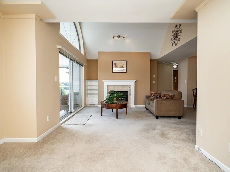 302-11601 227 Street, Maple Ridge, BC, V2X 0J7 - 8