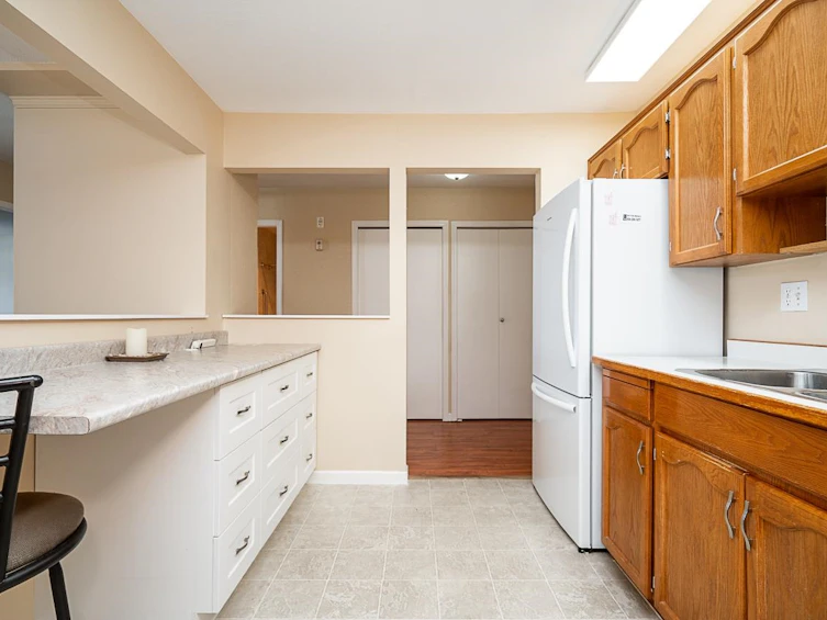 302-11601 227 Street, Maple Ridge, BC, V2X 0J7 - 15