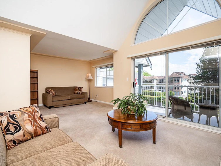 302-11601 227 Street, Maple Ridge, BC, V2X 0J7 - 3