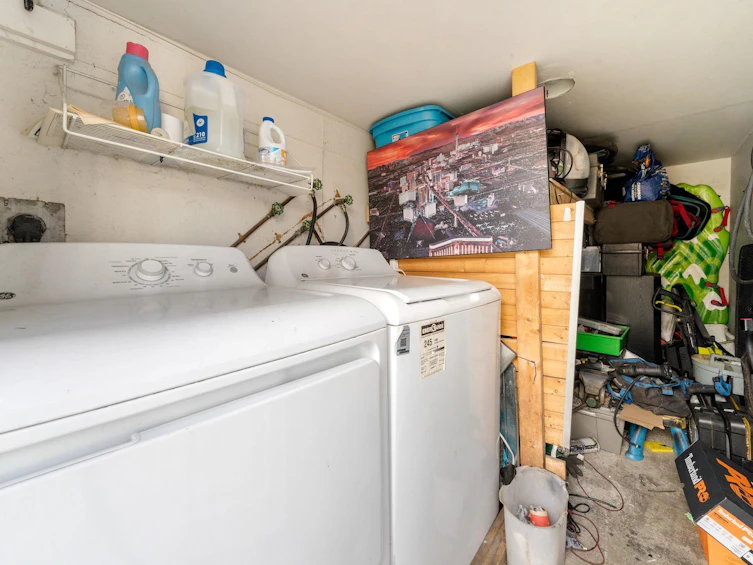 339 E 41st Avenue, Vancouver, BC, V5W 1N9 - 39